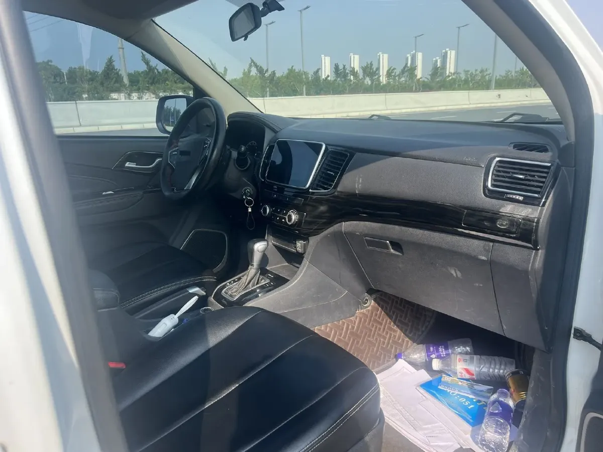 2020 Isuzu LingTuo 2.5T 150HP L4 6AT,autocango,china used car exporter,china ev exporter,chinese used car exporter,chinese used ev exporter