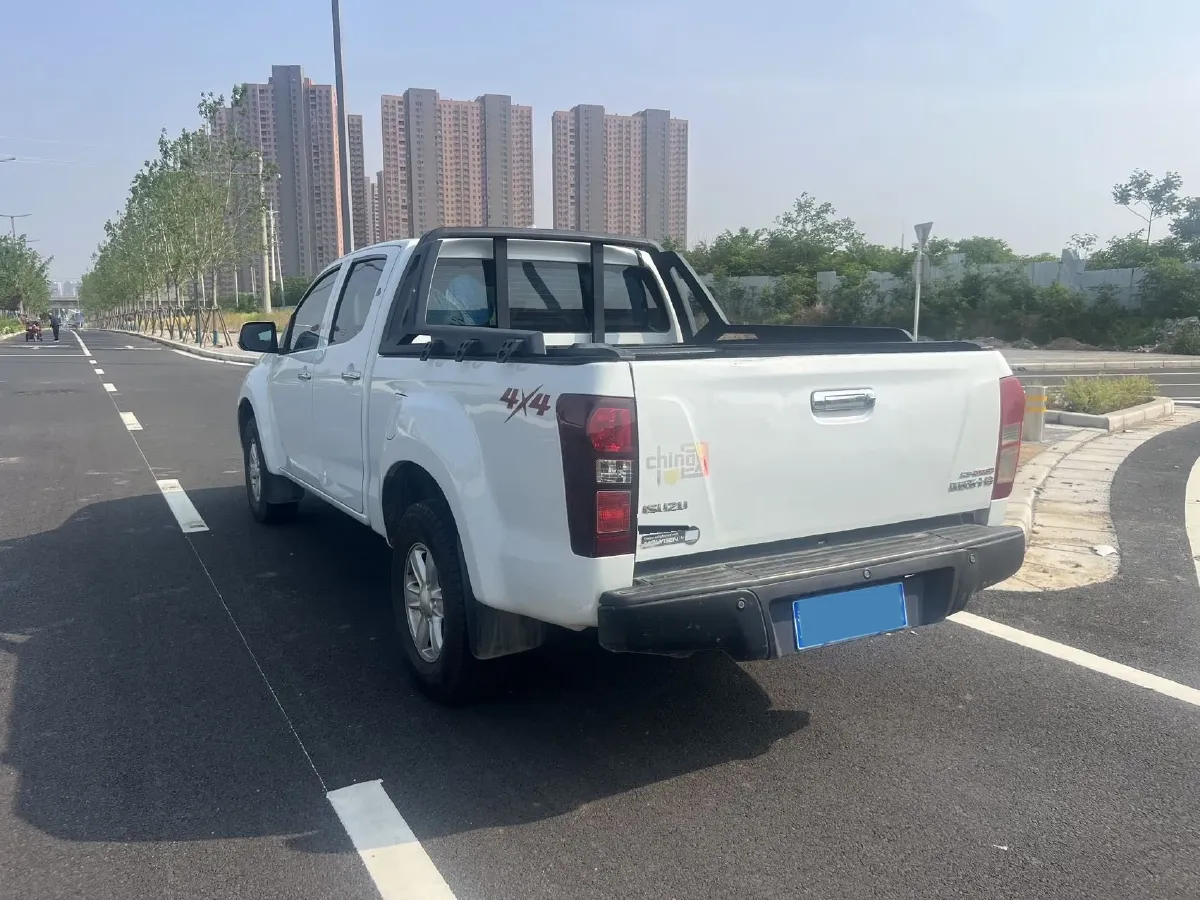 2020 Isuzu LingTuo 2.5T 150HP L4 6AT,autocango,china used car exporter,china ev exporter,chinese used car exporter,chinese used ev exporter