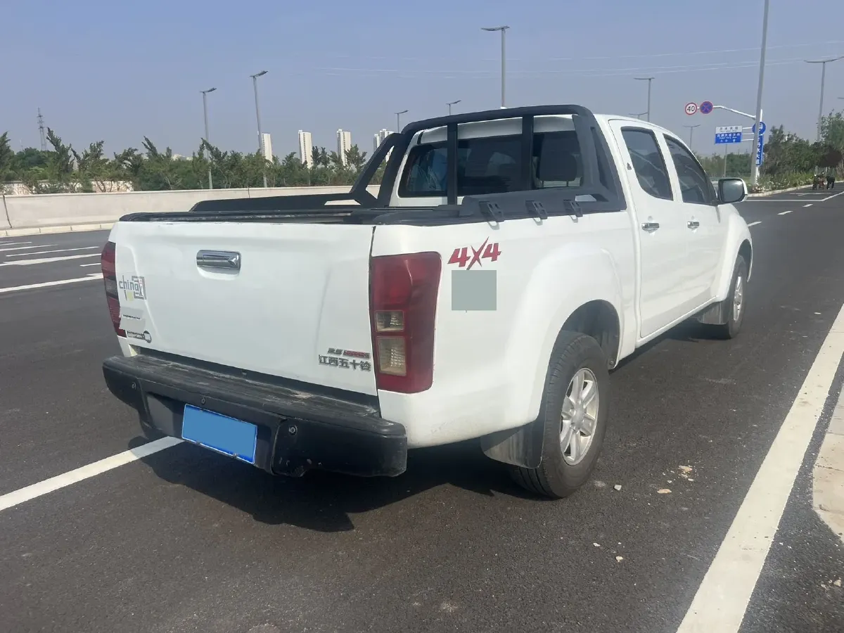 2020 Isuzu LingTuo 2.5T 150HP L4 6AT,autocango,china used car exporter,china ev exporter,chinese used car exporter,chinese used ev exporter