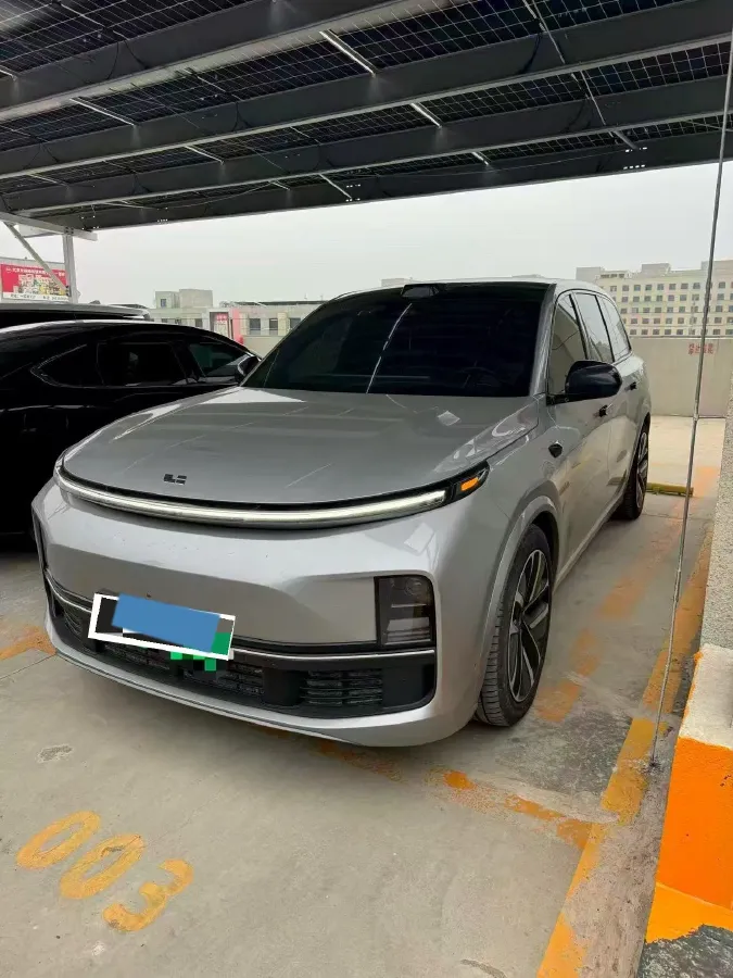 2022 Li L9 Range Extended 154HP REEV 42.6KWH,autocango,china used car exporter,china ev exporter,chinese used car exporter,chinese used ev exporter