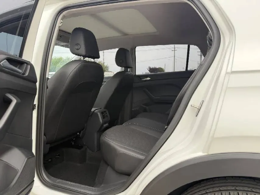 2023 Volkswagen Tacqua 1.2T 116HP L4 7DCT,autocango,china used car exporter,china ev exporter,chinese used car exporter,chinese used ev exporter