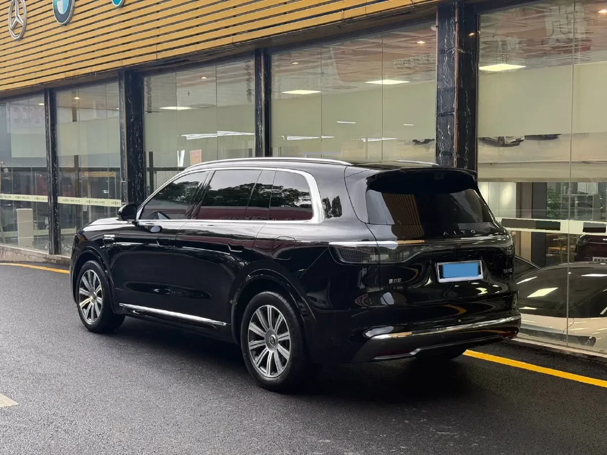 2025 AITO AITO M8 BEV,autocango,china used car exporter,china ev exporter,chinese used car exporter,chinese used ev exporter