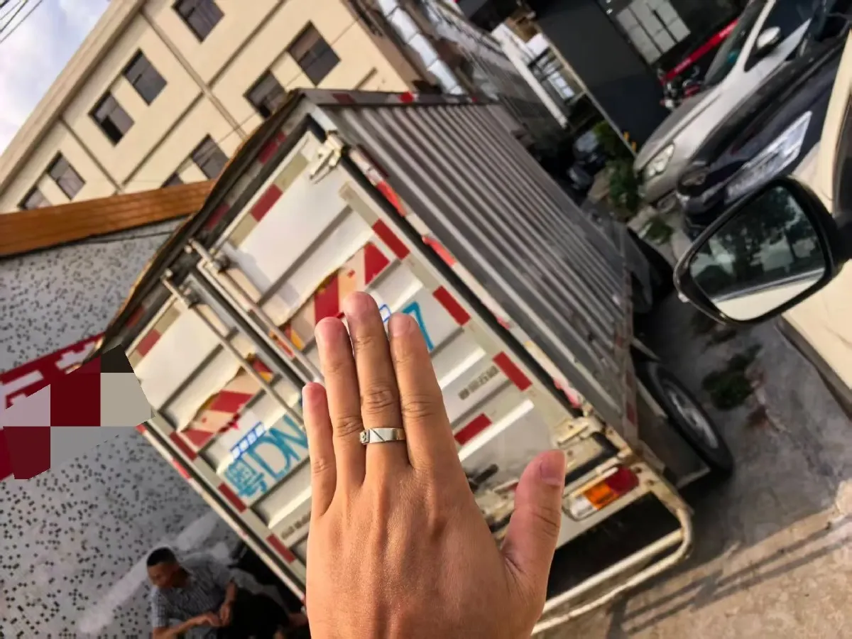 2016 WuLing ZhiGuang Mini Truck 1.2L 82HP L4 5MT,autocango,china used car exporter,china ev exporter,chinese used car exporter,chinese used ev exporter