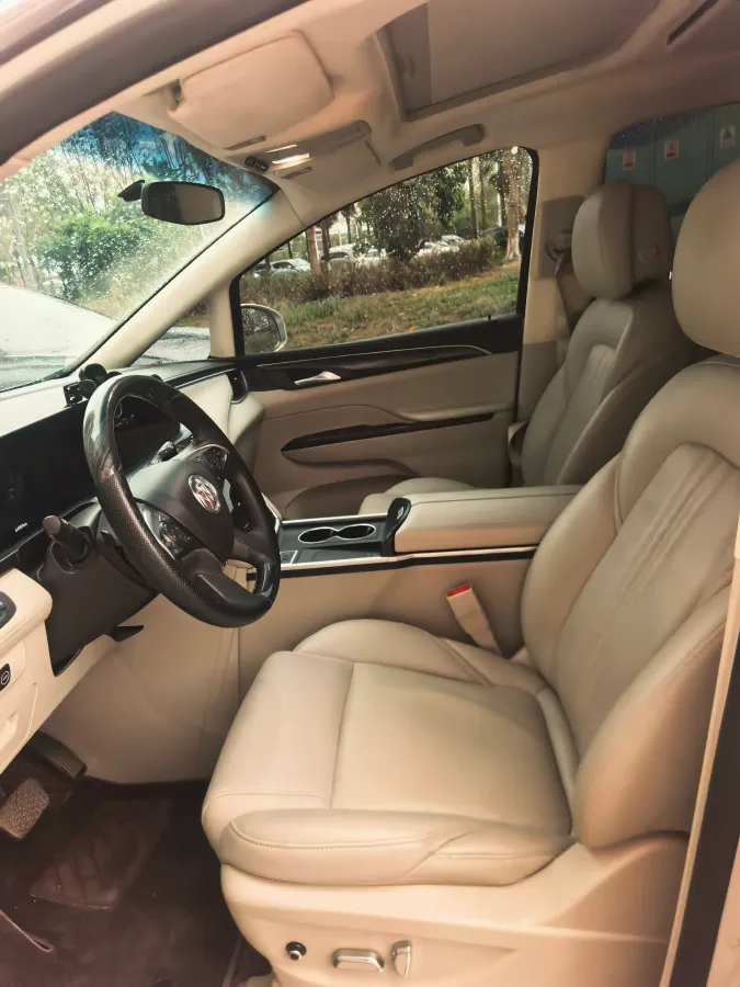 2021 Buick GL8 2.0T 237HP L4 9AT,autocango,china used car exporter,china ev exporter,chinese used car exporter,chinese used ev exporter