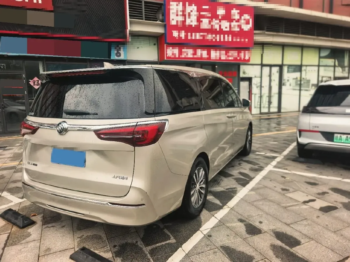 2021 Buick GL8 2.0T 237HP L4 9AT,autocango,china used car exporter,china ev exporter,chinese used car exporter,chinese used ev exporter