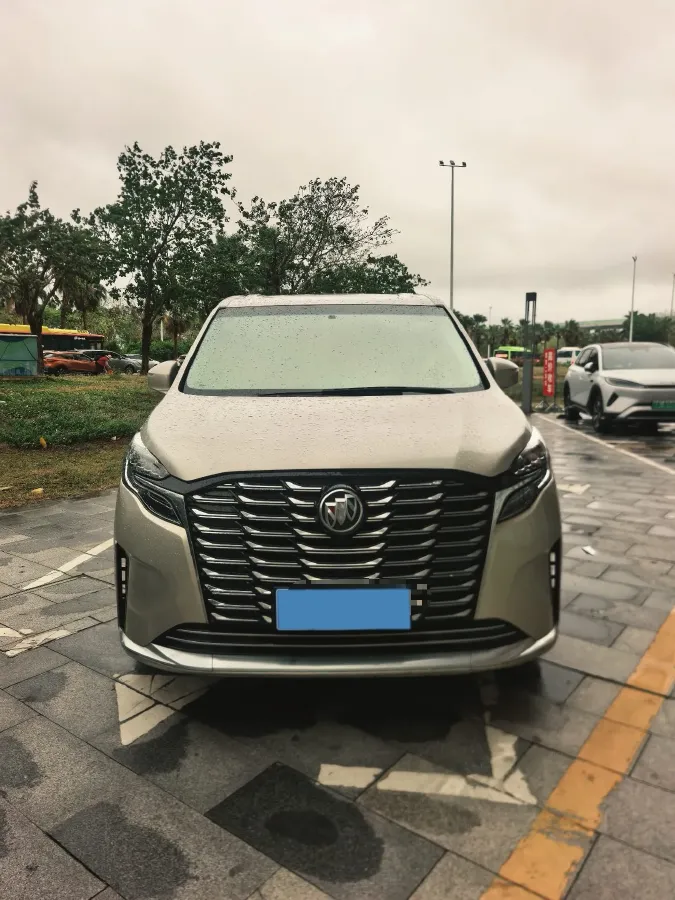 2021 Buick GL8 2.0T 237HP L4 9AT,autocango,china used car exporter,china ev exporter,chinese used car exporter,chinese used ev exporter