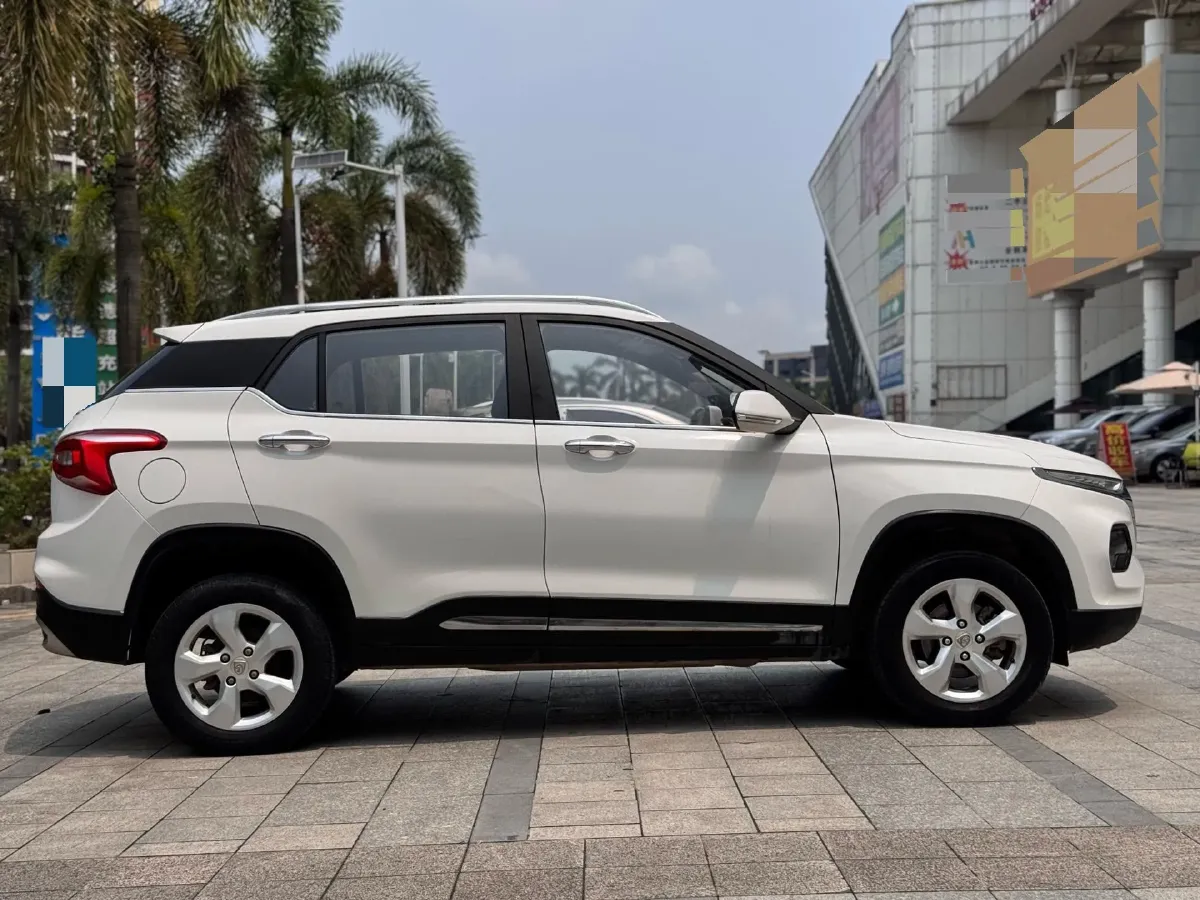 2017 BaoJun 510 1.5L 112HP L4 6MT,autocango,china used car exporter,china ev exporter,chinese used car exporter,chinese used ev exporter