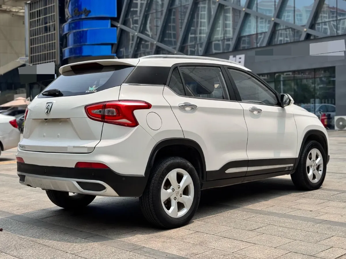 2017 BaoJun 510 1.5L 112HP L4 6MT,autocango,china used car exporter,china ev exporter,chinese used car exporter,chinese used ev exporter