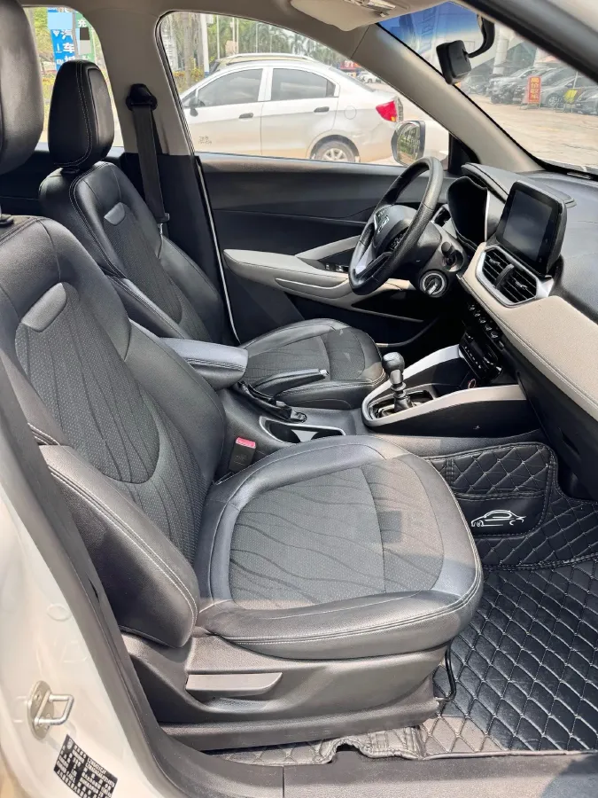 2017 BaoJun 510 1.5L 112HP L4 6MT,autocango,china used car exporter,china ev exporter,chinese used car exporter,chinese used ev exporter