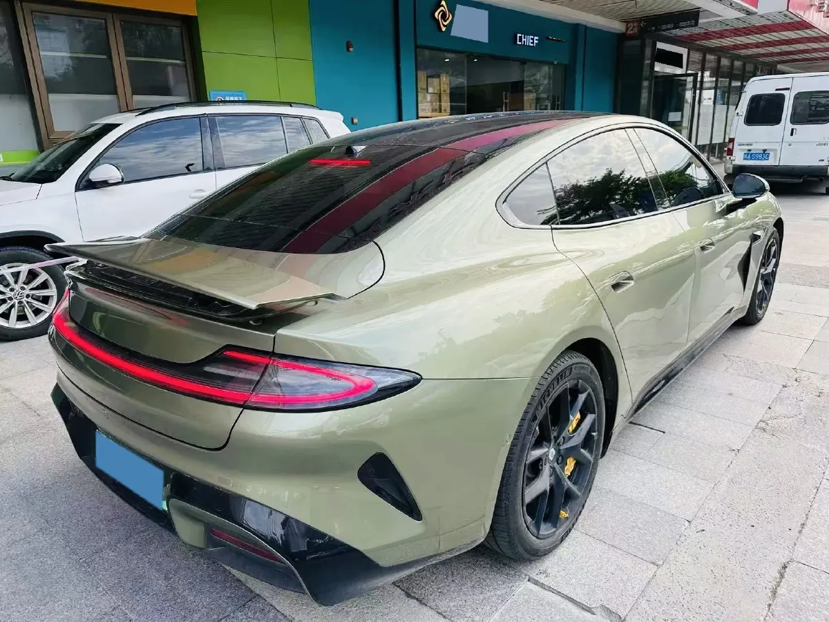 2024 MI SU7 BEV 94.3KWH,autocango,china used car exporter,china ev exporter,chinese used car exporter,chinese used ev exporter