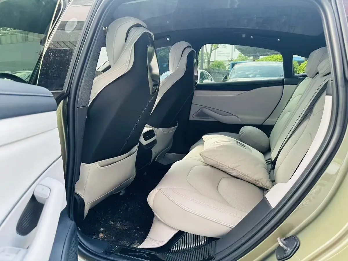 2024 MI SU7 BEV 94.3KWH,autocango,china used car exporter,china ev exporter,chinese used car exporter,chinese used ev exporter