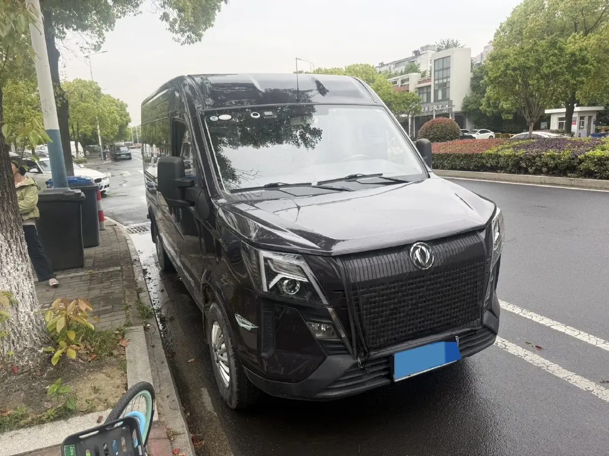 2023 DongFeng DFAC YuFeng 2.0T 136HP L4 7DCT,autocango,china used car exporter,china ev exporter,chinese used car exporter,chinese used ev exporter