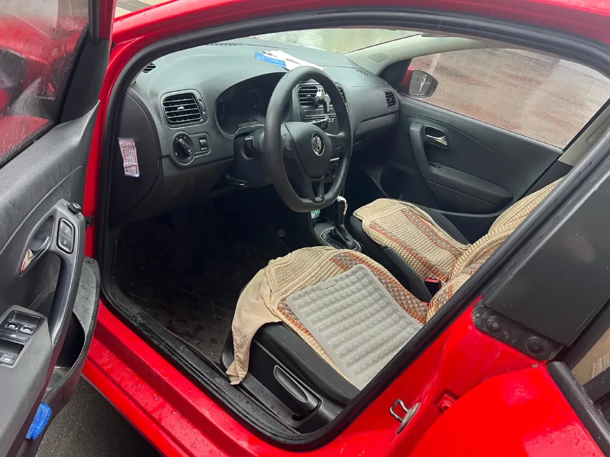 2016 Volkswagen Polo 1.4L 90HP L4 6AT,autocango,china used car exporter,china ev exporter,chinese used car exporter,chinese used ev exporter