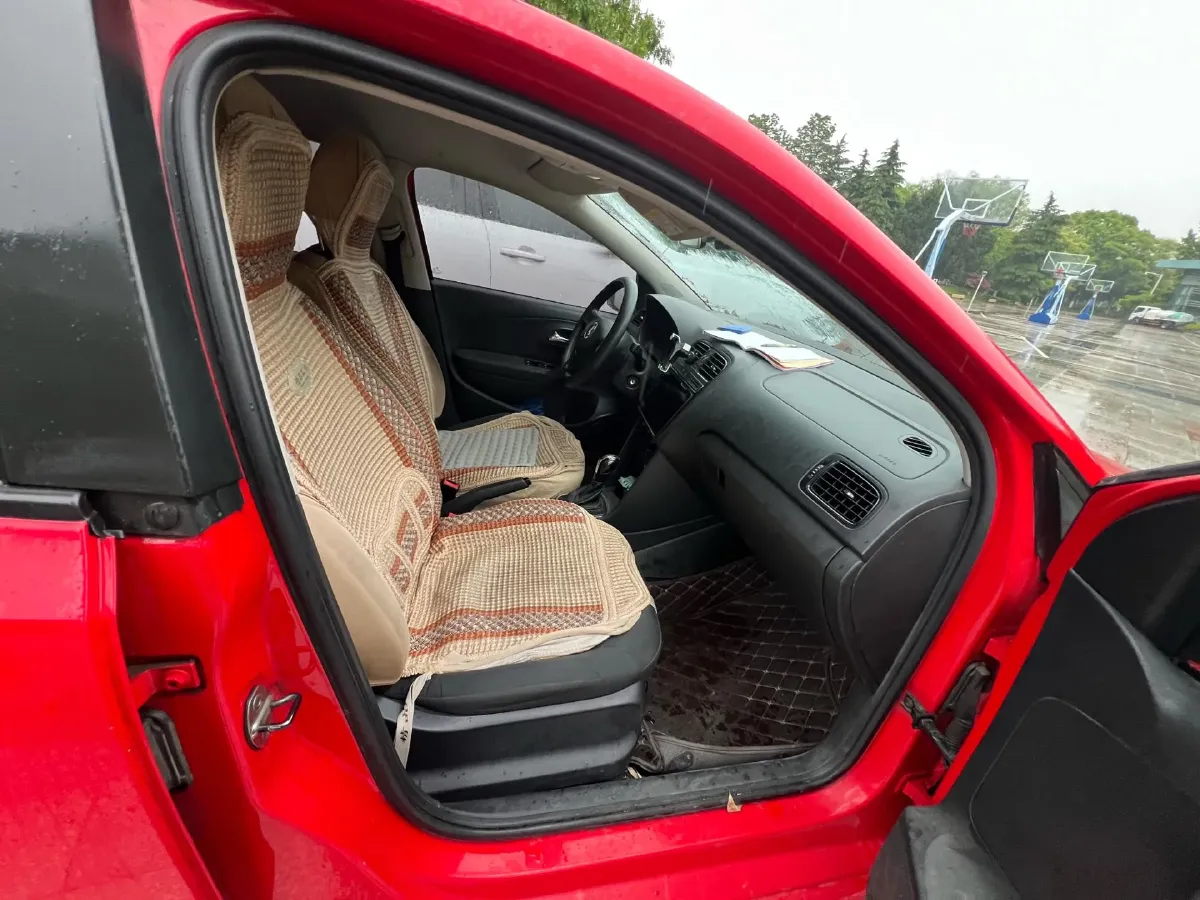 2016 Volkswagen Polo 1.4L 90HP L4 6AT,autocango,china used car exporter,china ev exporter,chinese used car exporter,chinese used ev exporter