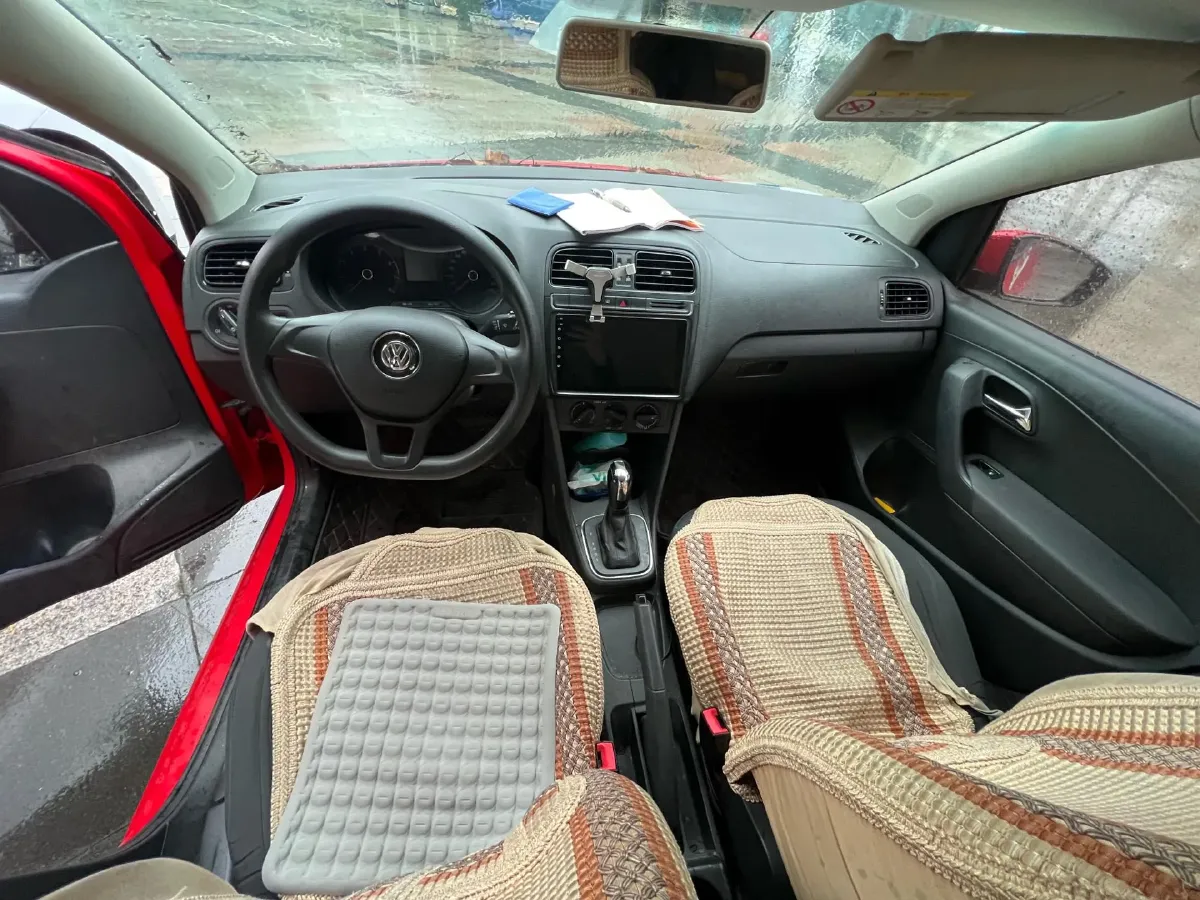 2016 Volkswagen Polo 1.4L 90HP L4 6AT,autocango,china used car exporter,china ev exporter,chinese used car exporter,chinese used ev exporter