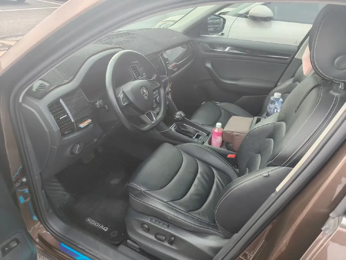 2019 Chevrolet Equinox 2.0T 260HP L4 9AT,autocango,china used car exporter,china ev exporter,chinese used car exporter,chinese used ev exporter