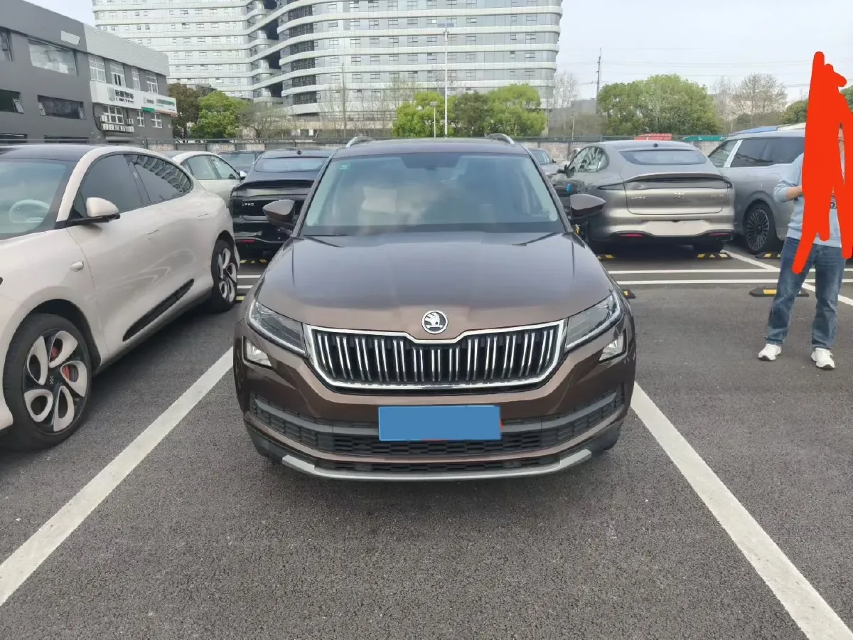 2019 Chevrolet Equinox 2.0T 260HP L4 9AT,autocango,china used car exporter,china ev exporter,chinese used car exporter,chinese used ev exporter