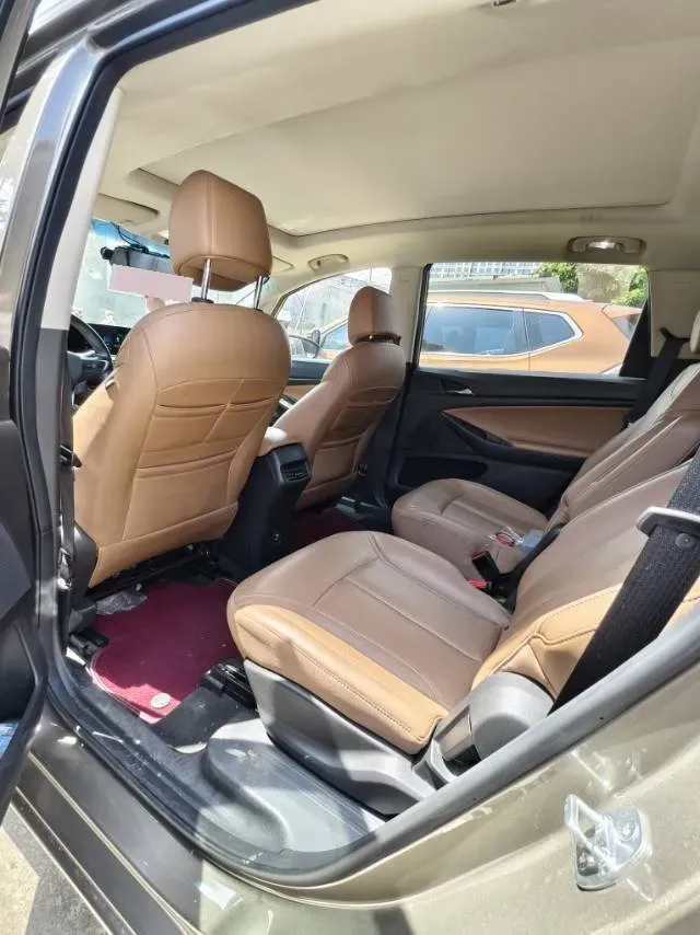 2021 Buick GL6 1.3T 163HP L3 6AT,autocango,china used car exporter,china ev exporter,chinese used car exporter,chinese used ev exporter