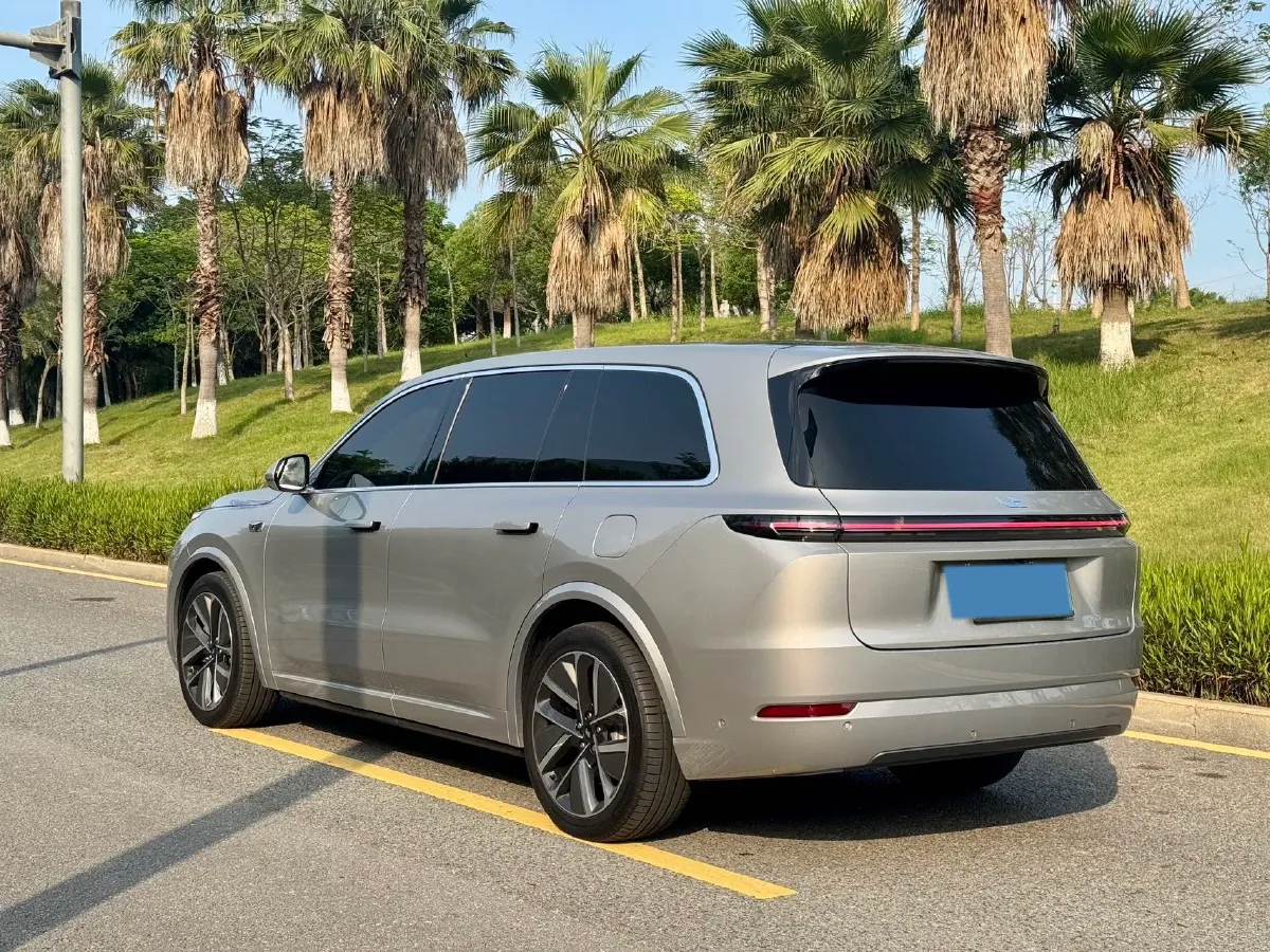2024 Li L9 Range Extended 154HP REEV 52.3KWH,autocango,china used car exporter,china ev exporter,chinese used car exporter,chinese used ev exporter