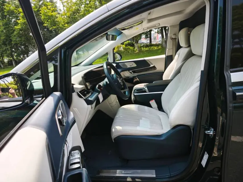 2023 Buick Century 2.0T 237HP L4 9AT,autocango,china used car exporter,china ev exporter,chinese used car exporter,chinese used ev exporter