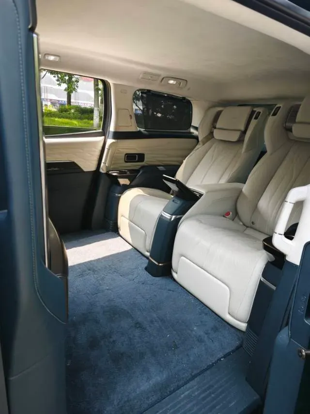 2023 Buick Century 2.0T 237HP L4 9AT,autocango,china used car exporter,china ev exporter,chinese used car exporter,chinese used ev exporter