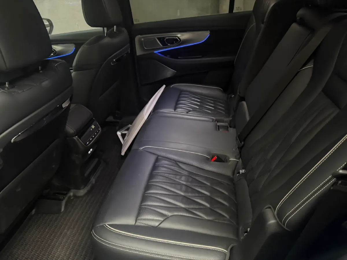 2022 GAC Trumpchi GS8 2.0T 190HP L4 E-CVT Hybrid,autocango,china used car exporter,china ev exporter,chinese used car exporter,chinese used ev exporter