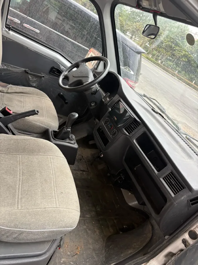 2021 WuLing RongGuang Mini Truck 1.2L 76HP L4 5MT,autocango,china used car exporter,china ev exporter,chinese used car exporter,chinese used ev exporter