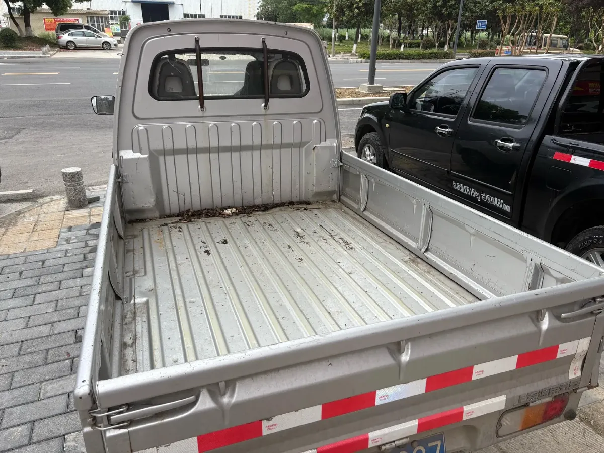 2021 WuLing RongGuang Mini Truck 1.2L 76HP L4 5MT,autocango,china used car exporter,china ev exporter,chinese used car exporter,chinese used ev exporter