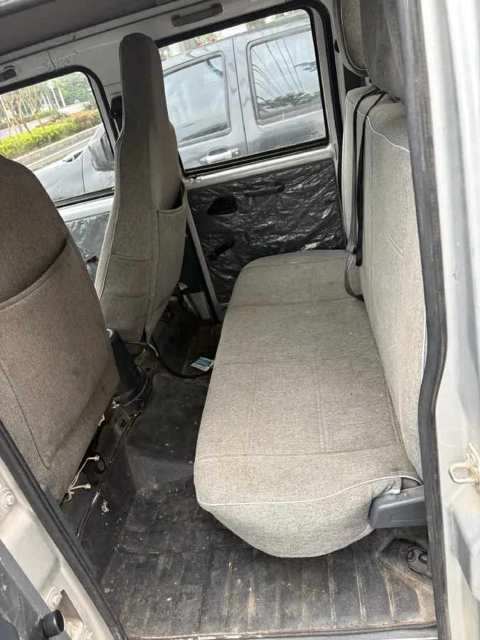 2021 WuLing RongGuang Mini Truck 1.2L 76HP L4 5MT,autocango,china used car exporter,china ev exporter,chinese used car exporter,chinese used ev exporter