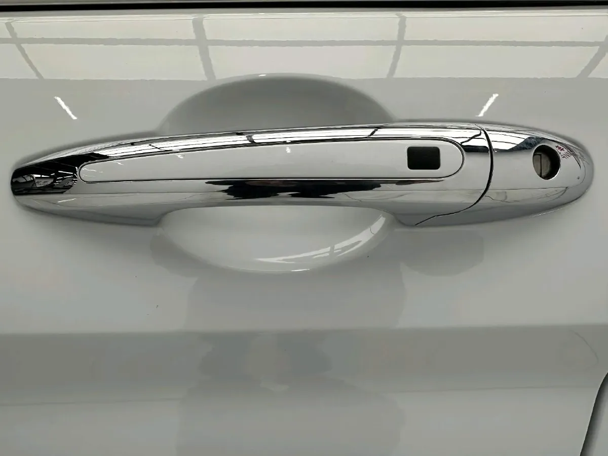 2021 Haval M6 1.5T 150HP L4 7DCT,autocango,china used car exporter,china ev exporter,chinese used car exporter,chinese used ev exporter