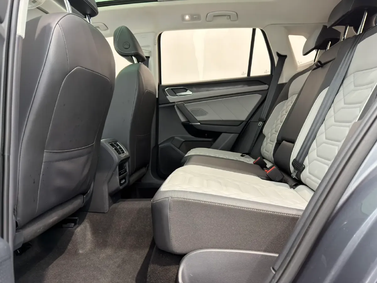 2023 Volkswagen Tayron 1.4T 150HP L4 7DCT,autocango,china used car exporter,china ev exporter,chinese used car exporter,chinese used ev exporter