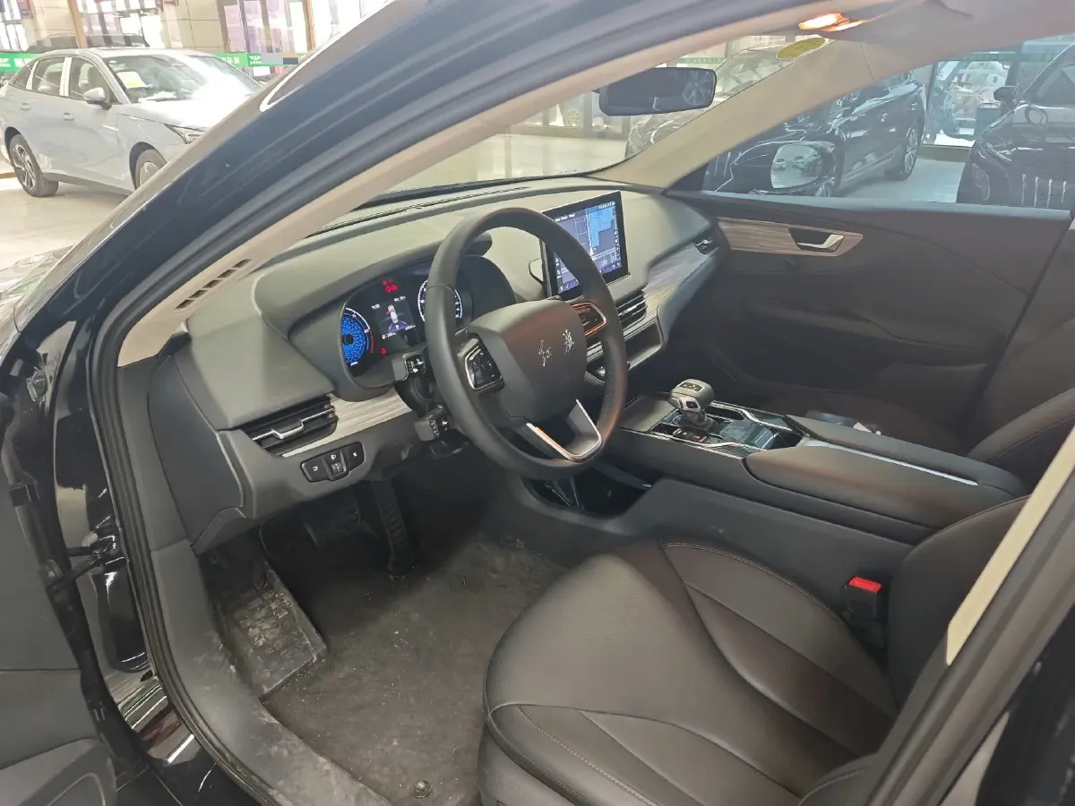 2023 HongQi E-QM5 BEV 74.9KWH,autocango,china used car exporter,china ev exporter,chinese used car exporter,chinese used ev exporter