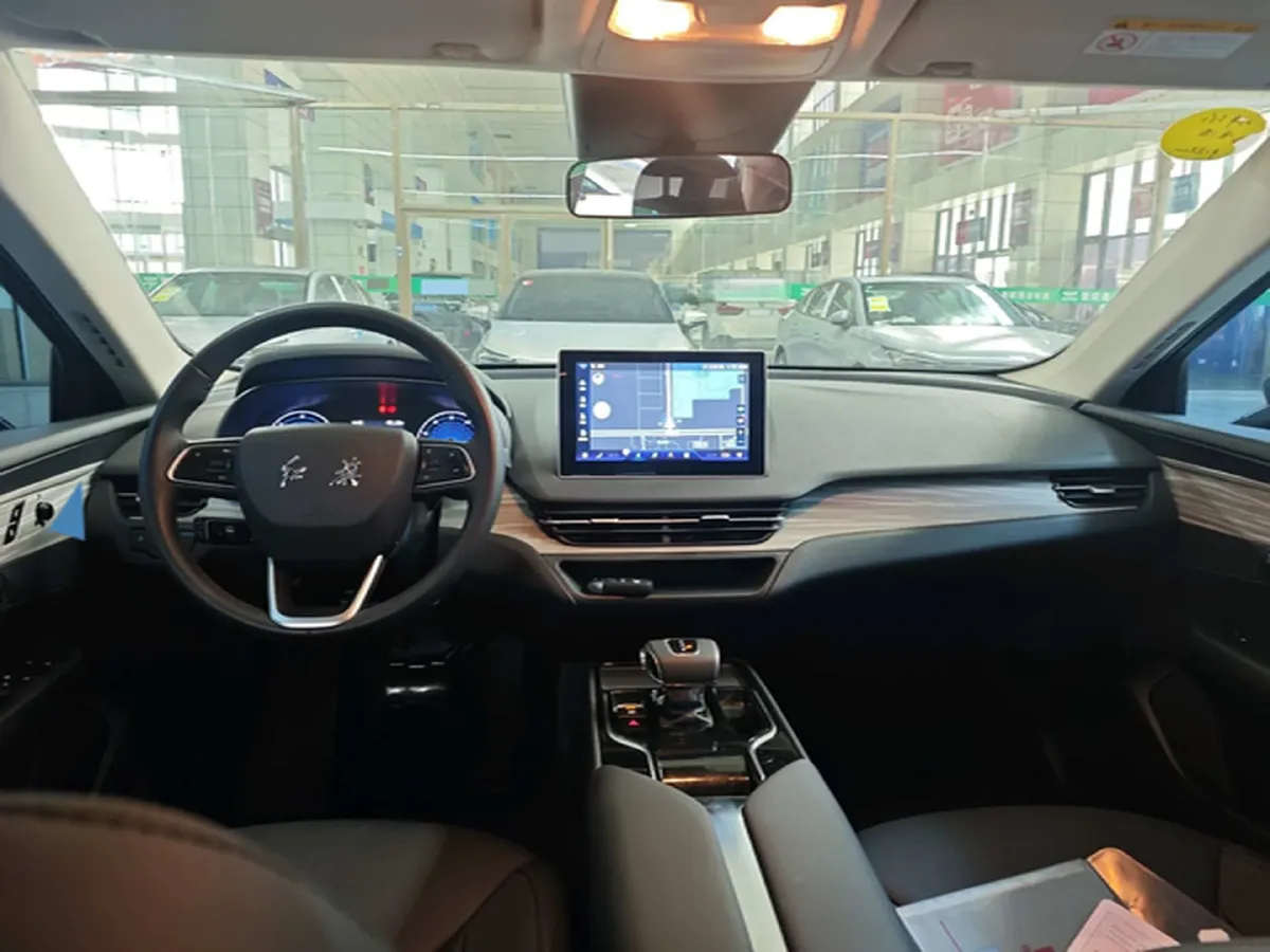 2023 HongQi E-QM5 BEV 74.9KWH,autocango,china used car exporter,china ev exporter,chinese used car exporter,chinese used ev exporter