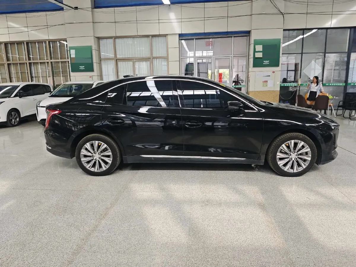 2023 HongQi E-QM5 BEV 74.9KWH,autocango,china used car exporter,china ev exporter,chinese used car exporter,chinese used ev exporter