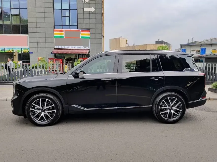 2022 GAC Trumpchi GS8 2.0T 252HP L4 8AT,autocango,china used car exporter,china ev exporter,chinese used car exporter,chinese used ev exporter