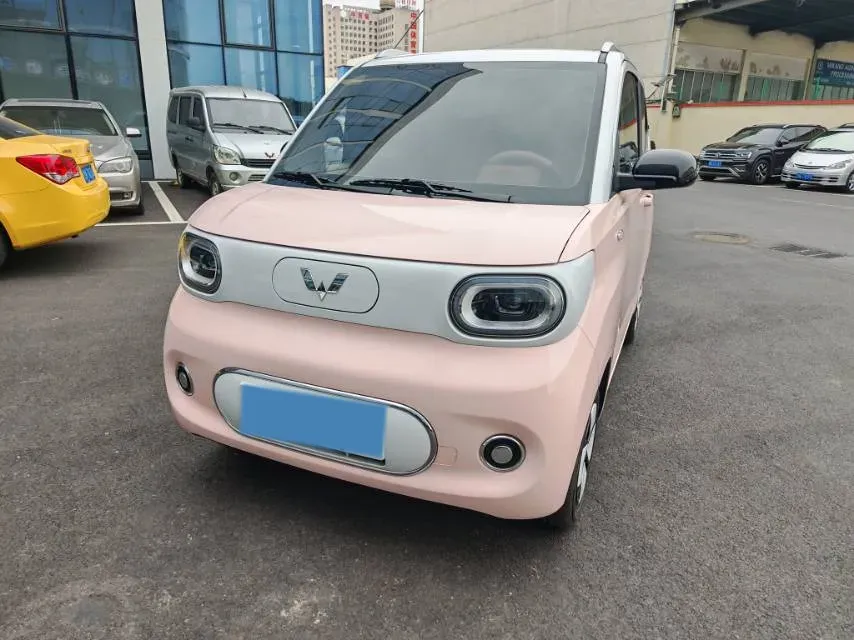 2024 WuLing HongGuang MINI EV BEV 17.3KWH,autocango,china used car exporter,china ev exporter,chinese used car exporter,chinese used ev exporter