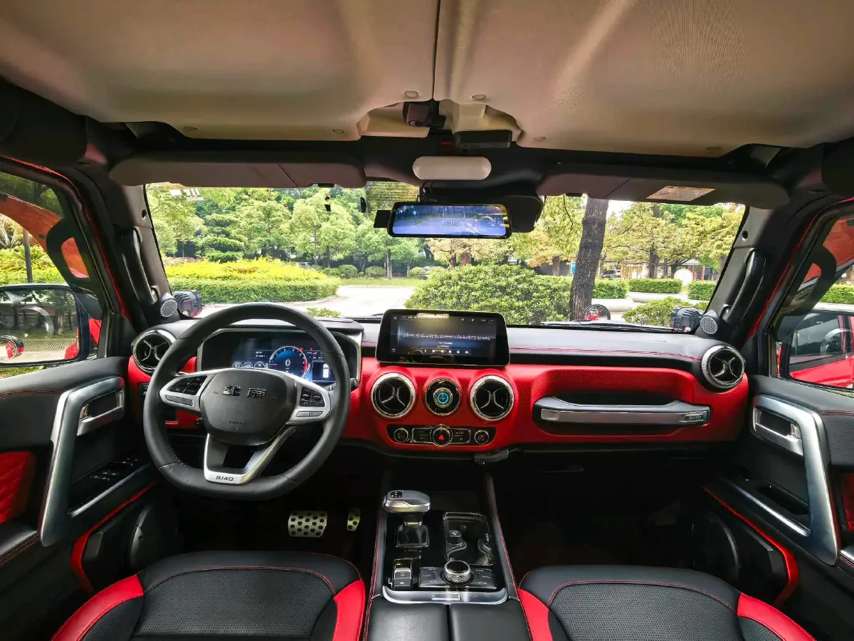 2020 Beijing BJ40 2.0T 224HP L4 8AT,autocango,china used car exporter,china ev exporter,chinese used car exporter,chinese used ev exporter