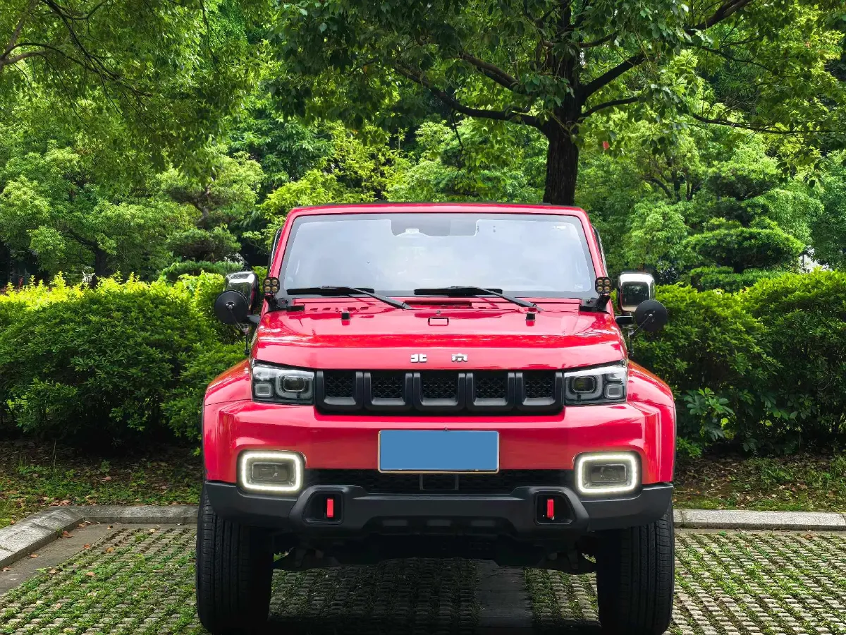 2020 Beijing BJ40 2.0T 224HP L4 8AT,autocango,china used car exporter,china ev exporter,chinese used car exporter,chinese used ev exporter