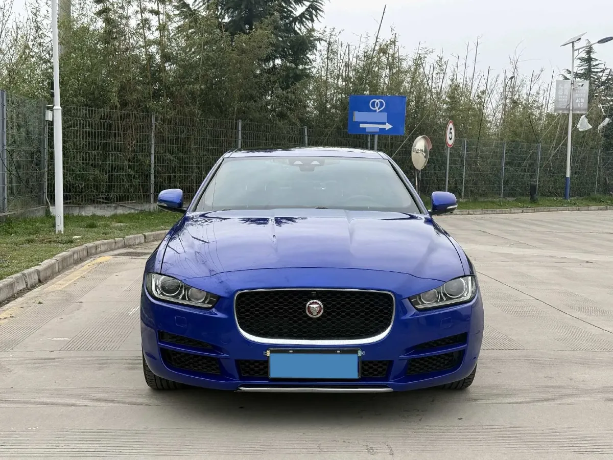 2018 Jaguar XEL 2.0T 200HP L4 8AT,autocango,china used car exporter,china ev exporter,chinese used car exporter,chinese used ev exporter
