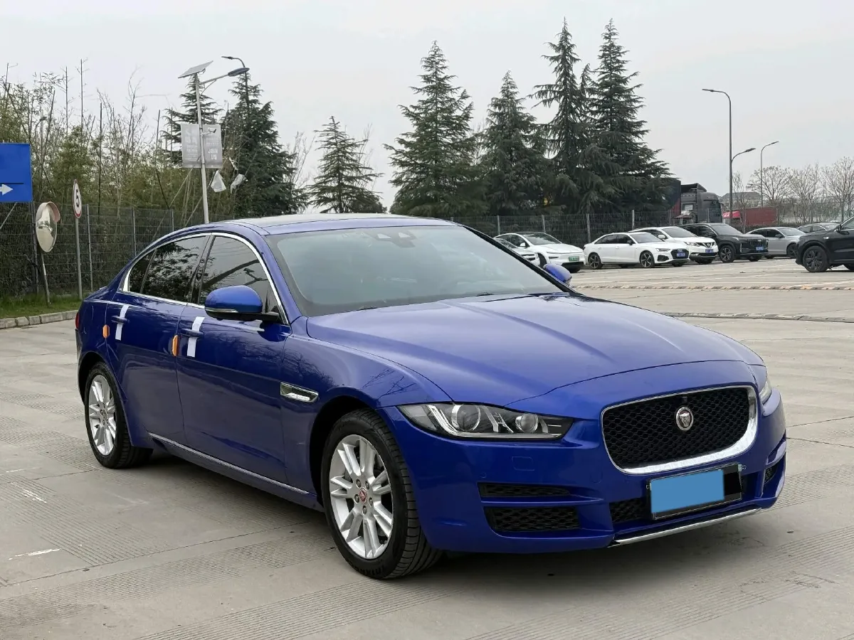 2018 Jaguar XEL 2.0T 200HP L4 8AT,autocango,china used car exporter,china ev exporter,chinese used car exporter,chinese used ev exporter