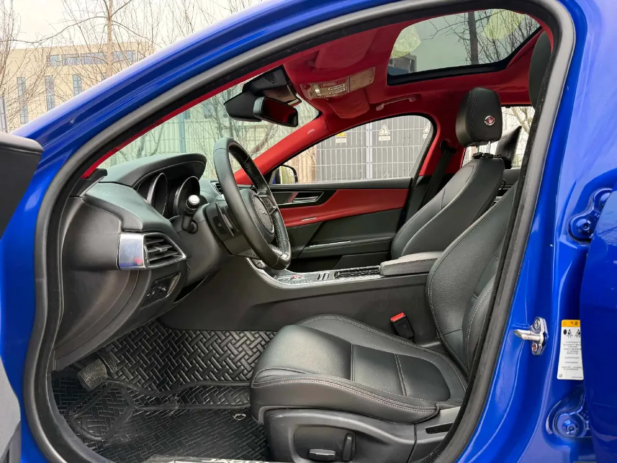 2018 Jaguar XEL 2.0T 200HP L4 8AT,autocango,china used car exporter,china ev exporter,chinese used car exporter,chinese used ev exporter