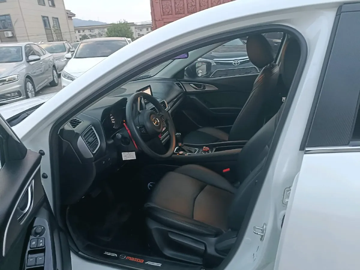 2019 Mazda 3 Axela 1.5L 117HP L4 6AT,autocango,china used car exporter,china ev exporter,chinese used car exporter,chinese used ev exporter