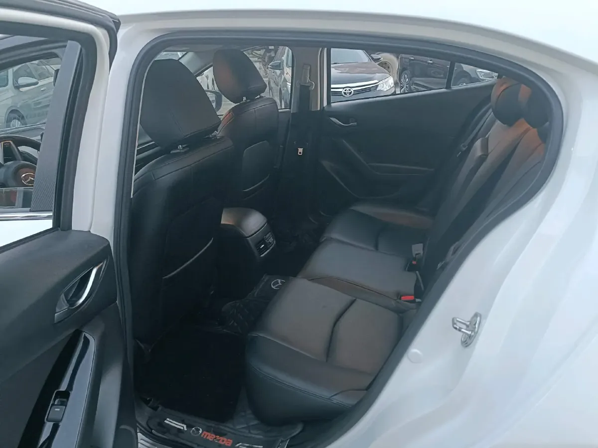 2019 Mazda 3 Axela 1.5L 117HP L4 6AT,autocango,china used car exporter,china ev exporter,chinese used car exporter,chinese used ev exporter