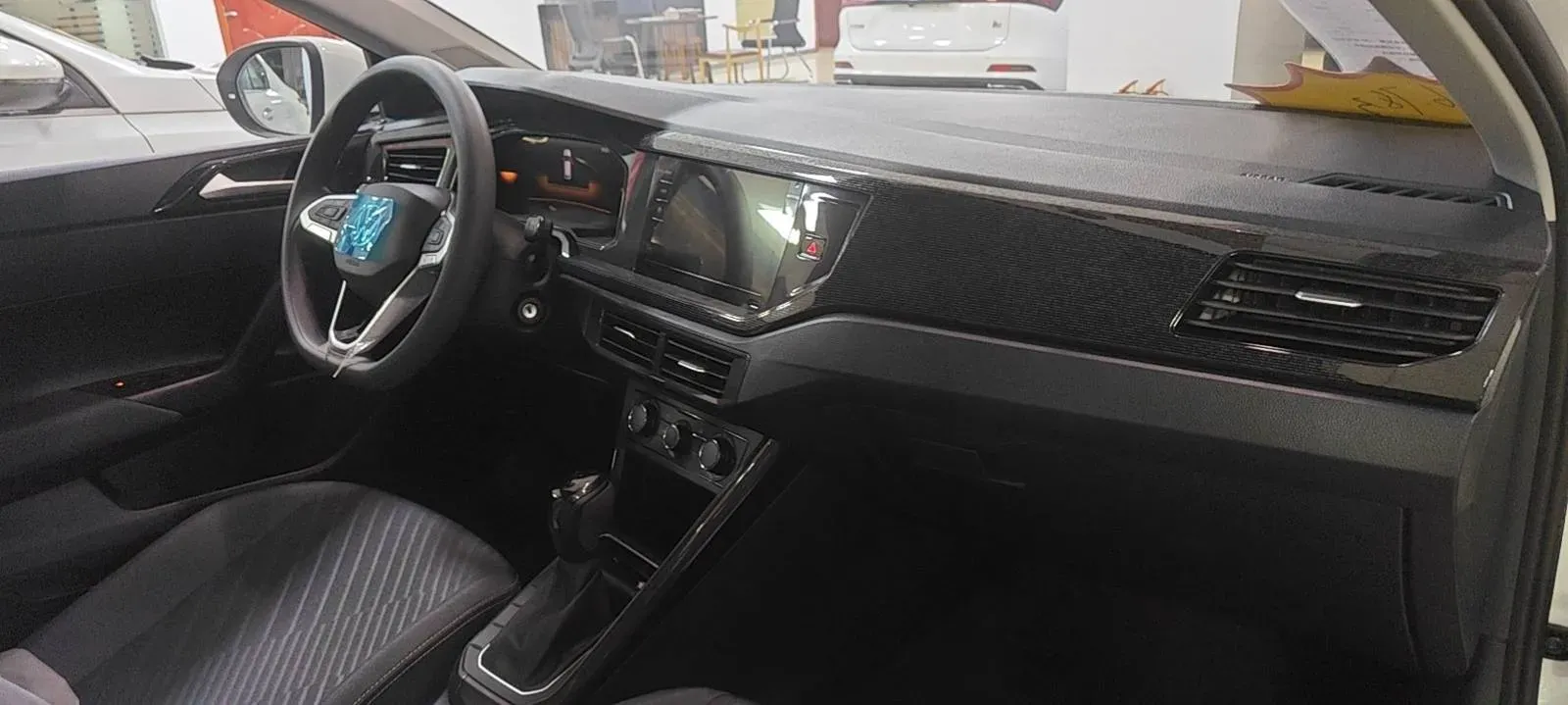 2025 Ruichi Auto EC75 BEV 41.85KWH,autocango,china used car exporter,china ev exporter,chinese used car exporter,chinese used ev exporter