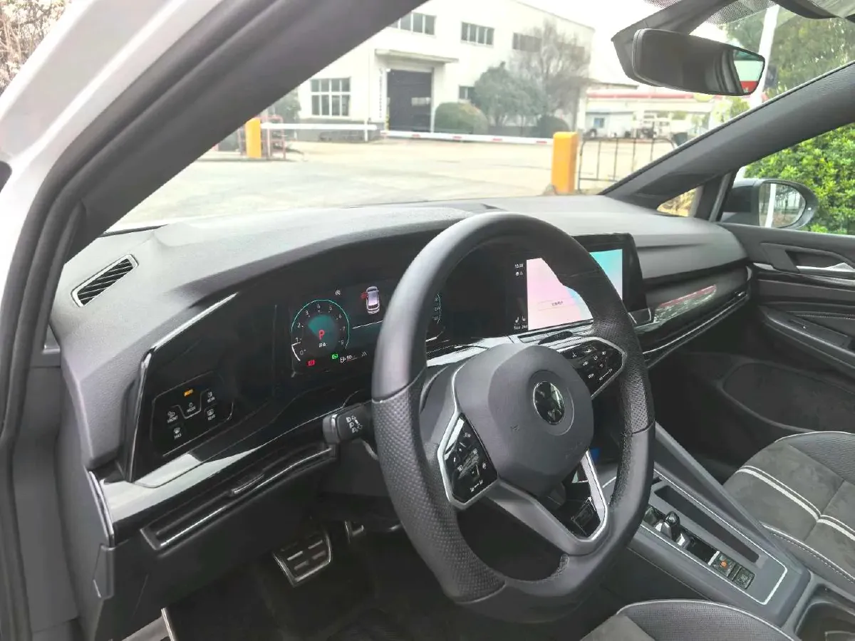 2023 Volkswagen Golf 1.4T 150HP L4 7DCT,autocango,china used car exporter,china ev exporter,chinese used car exporter,chinese used ev exporter