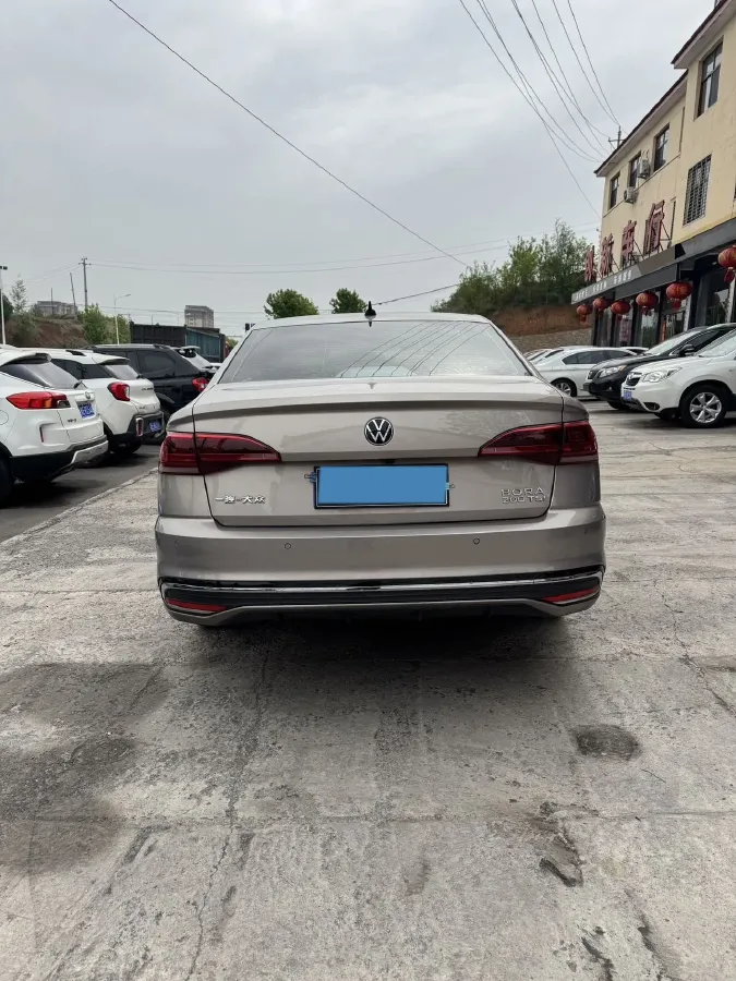 2023 Volkswagen Bora 1.2T 116HP L4 7DCT,autocango,china used car exporter,china ev exporter,chinese used car exporter,chinese used ev exporter