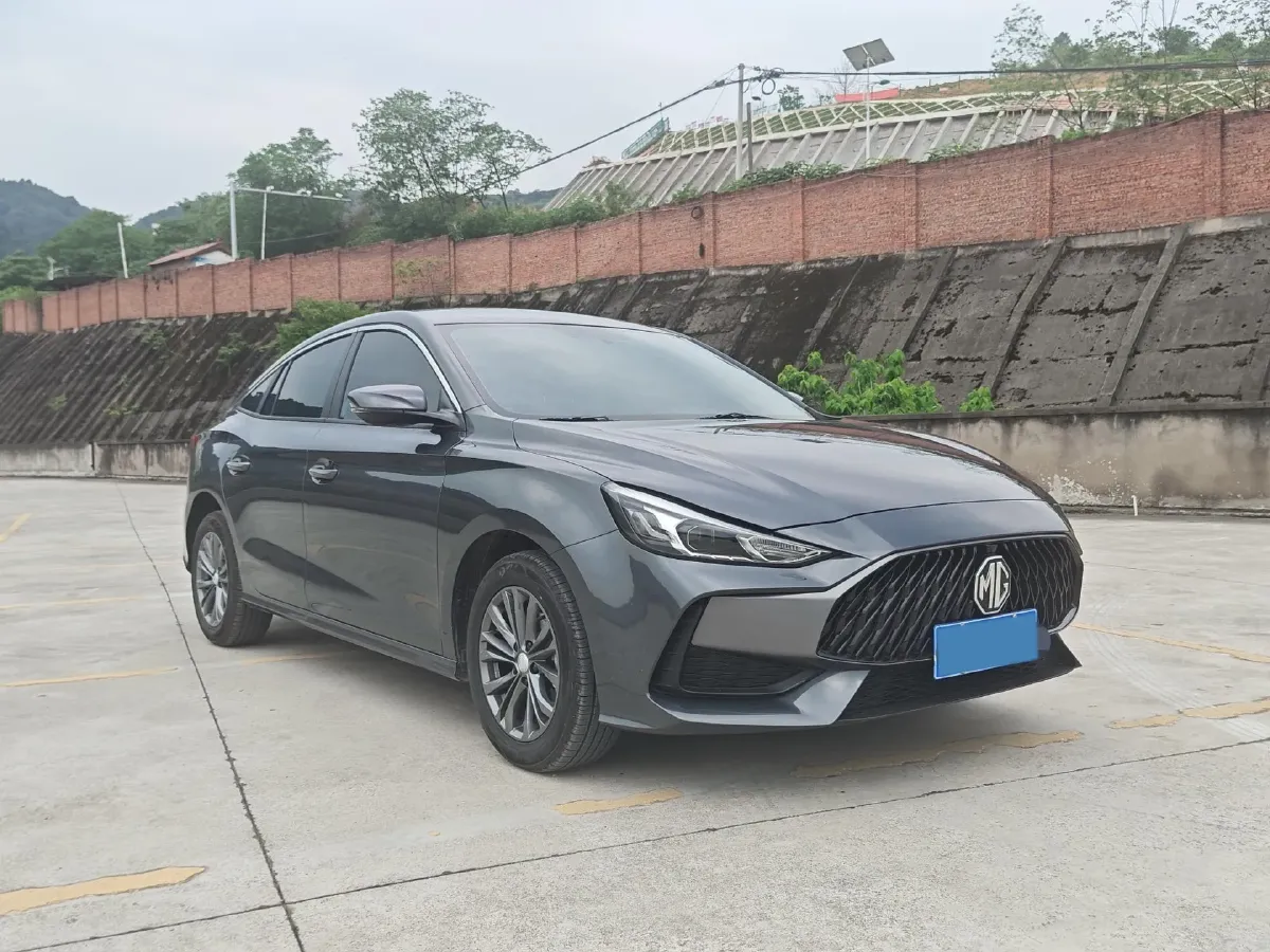 2023 MG 5 1.5L 129HP L4 5MT,autocango,china used car exporter,china ev exporter,chinese used car exporter,chinese used ev exporter