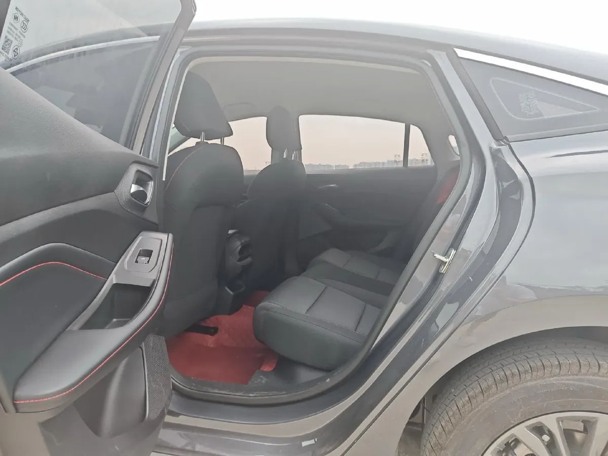 2023 MG 5 1.5L 129HP L4 5MT,autocango,china used car exporter,china ev exporter,chinese used car exporter,chinese used ev exporter