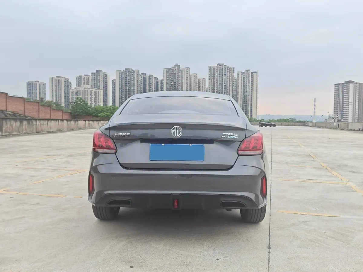 2023 MG 5 1.5L 129HP L4 5MT,autocango,china used car exporter,china ev exporter,chinese used car exporter,chinese used ev exporter