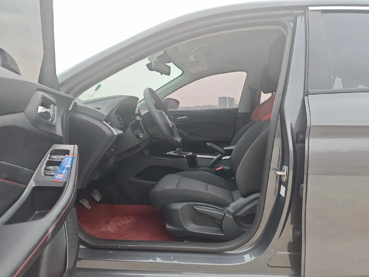 2023 MG 5 1.5L 129HP L4 5MT,autocango,china used car exporter,china ev exporter,chinese used car exporter,chinese used ev exporter